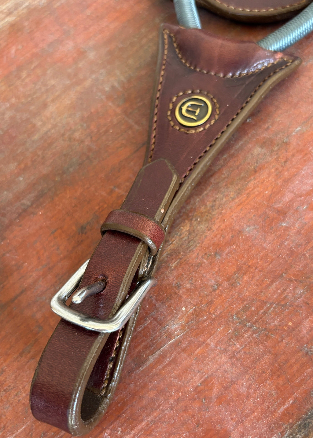 Martingala de Piel con Elástico - Café